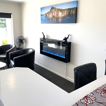 The Oceanside Motel Whitianga Exteriör bild
