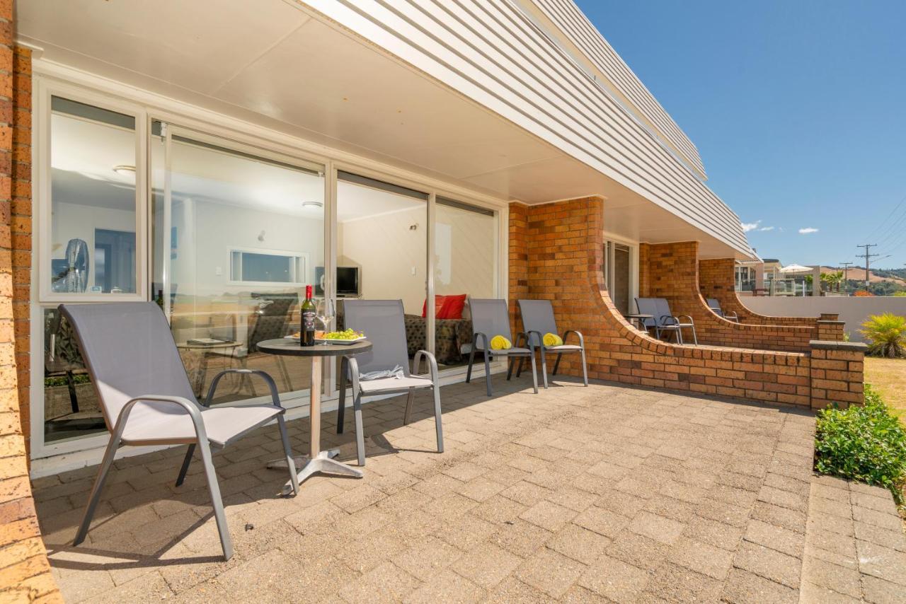 The Oceanside Motel Whitianga Exteriör bild