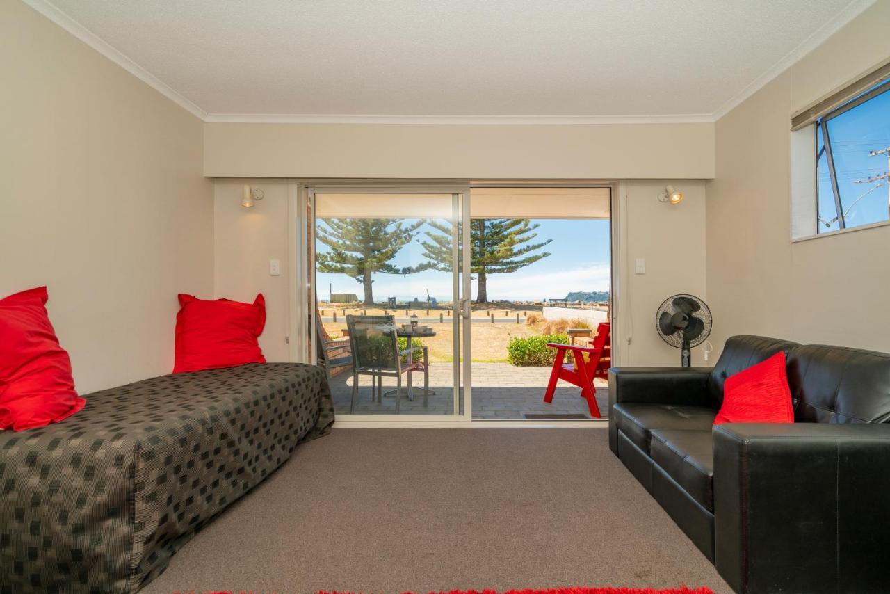 The Oceanside Motel Whitianga Exteriör bild