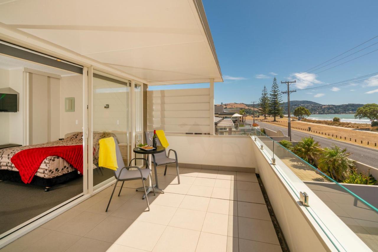 The Oceanside Motel Whitianga Exteriör bild