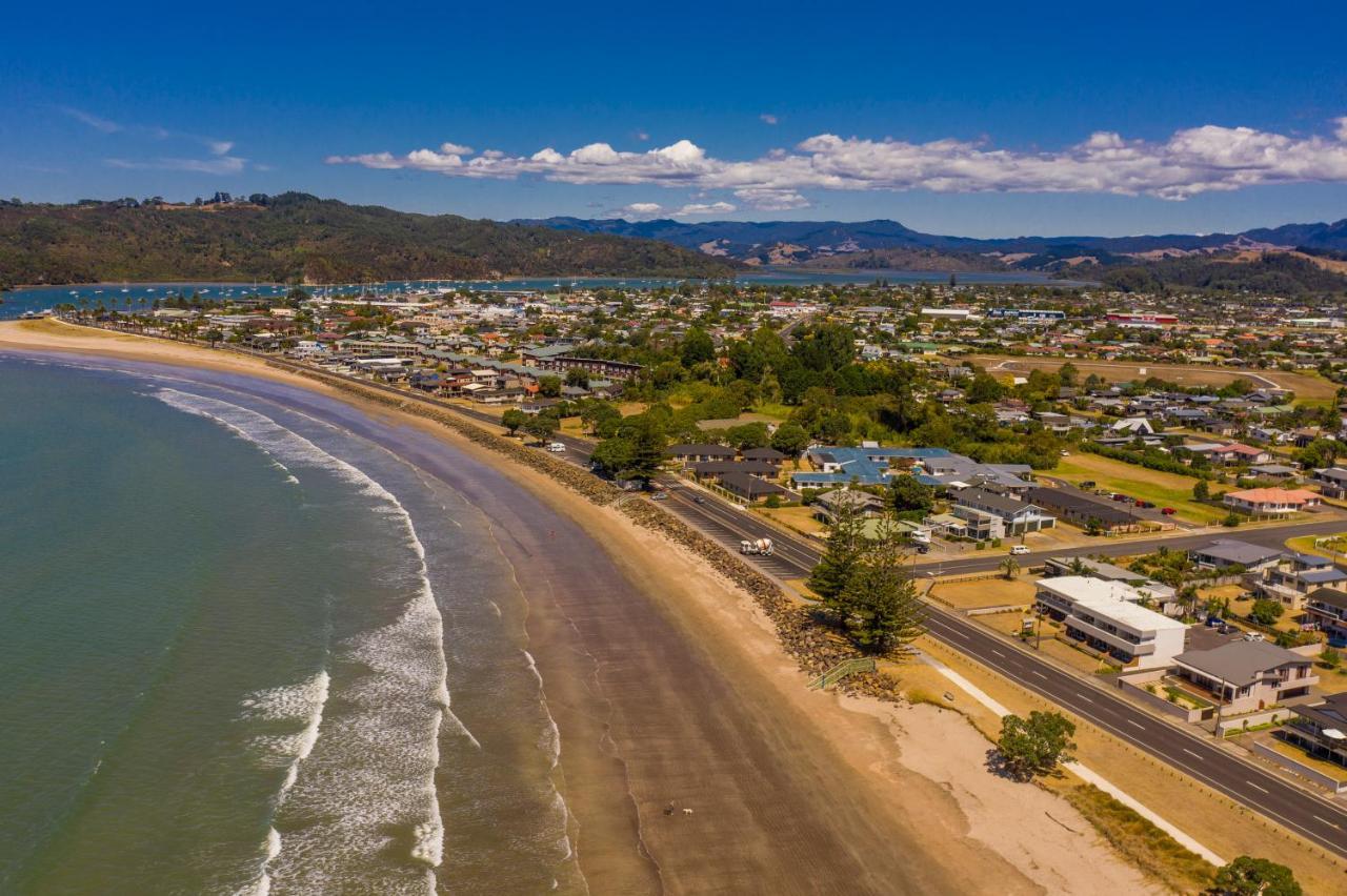 The Oceanside Motel Whitianga Exteriör bild